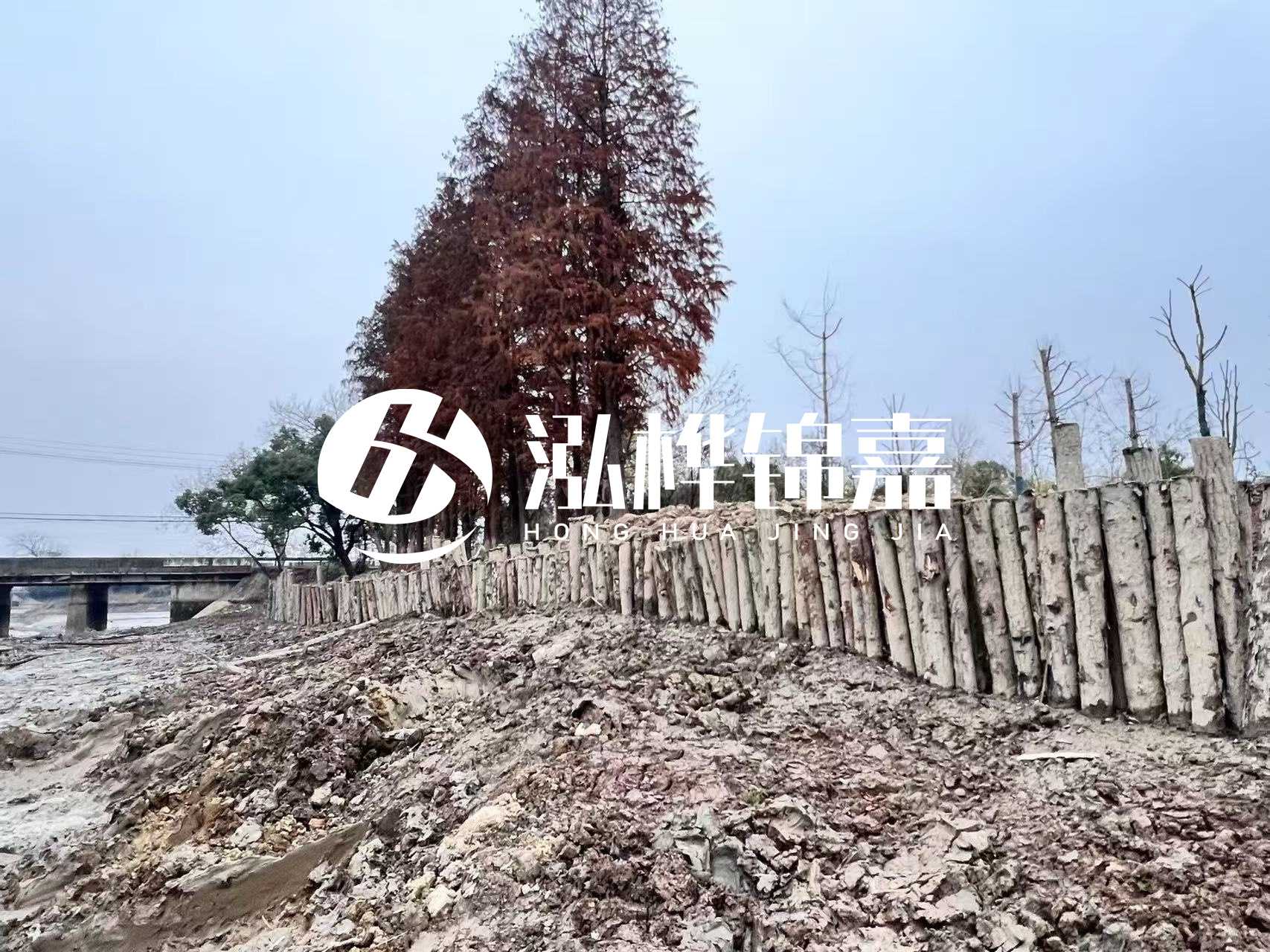 平?jīng)鐾跈C打木樁專業(yè)施工-松木樁工程量怎么計算的？