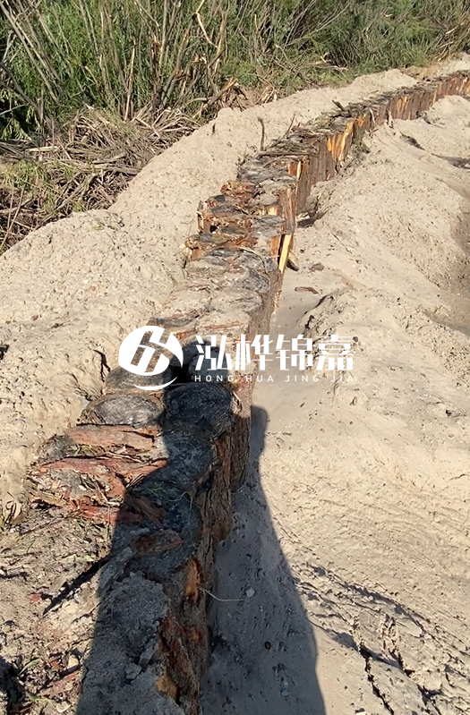 江蘇松木樁源頭廠家泓樺錦嘉-松木樁4米直徑8-10的價(jià)格？