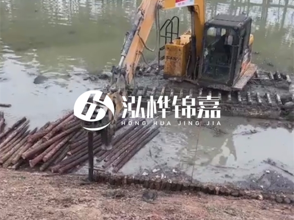 怎么選擇靠譜的松木樁施工隊 - 水上打松木樁聯(lián)系電話多少？