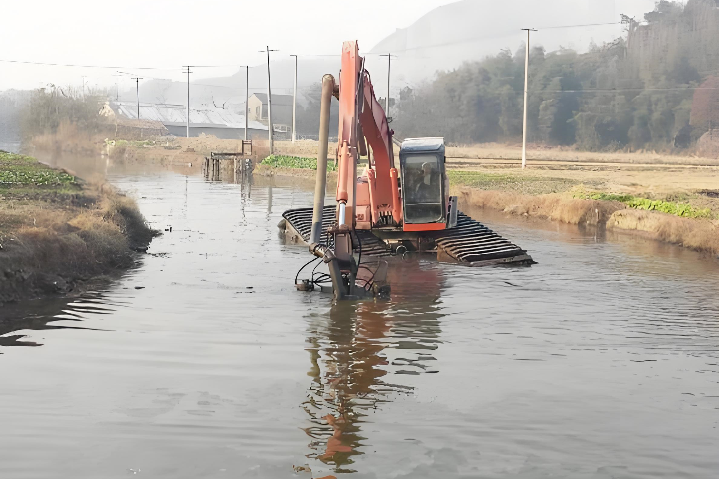 貴州遵義挖機(jī)清淤施工隊(duì)-鄉(xiāng)村溝渠清淤后如何防止再次淤積？