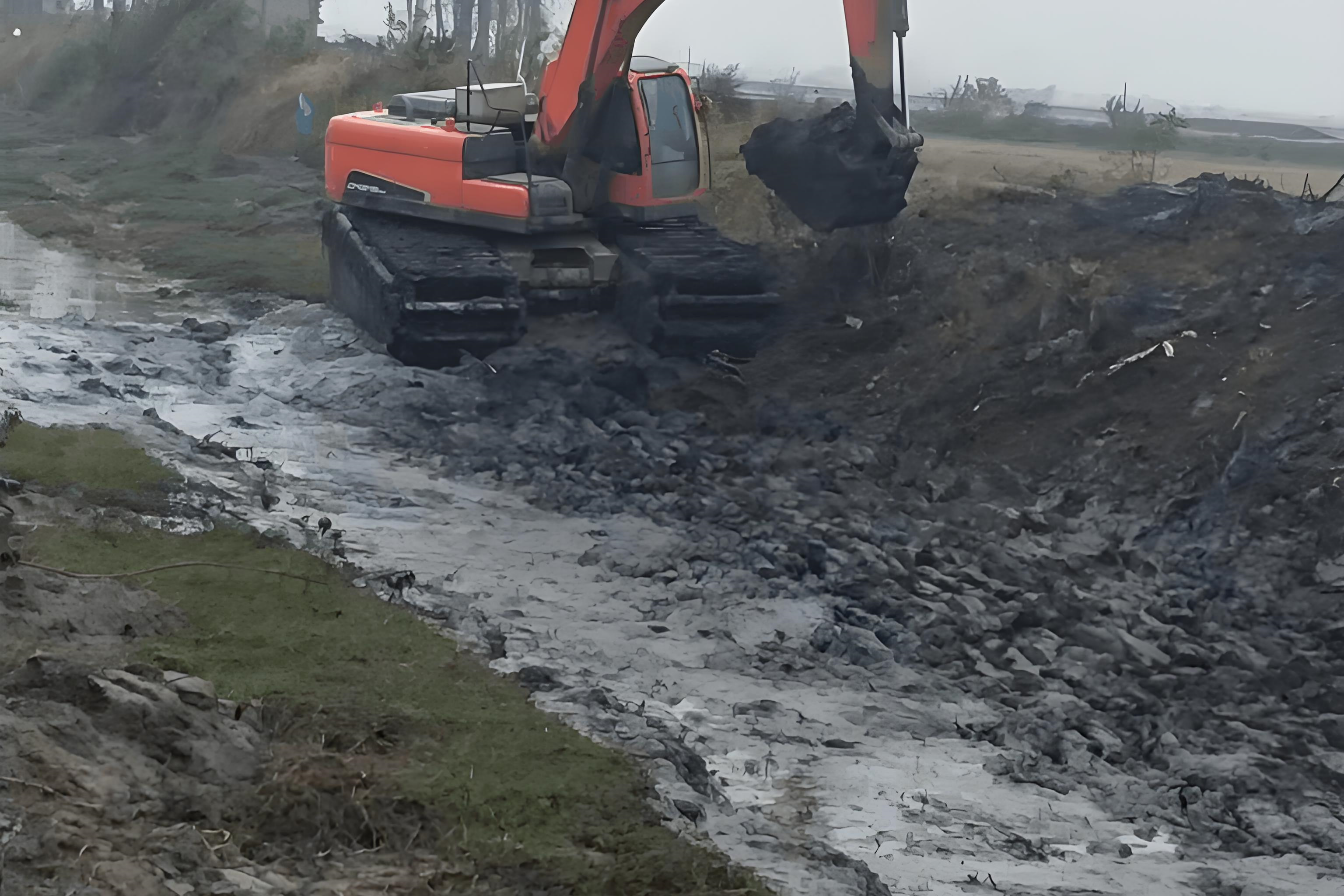 廣東湛江挖機(jī)清淤施工隊(duì)-挖機(jī)清淤能在水下作業(yè)嗎？?