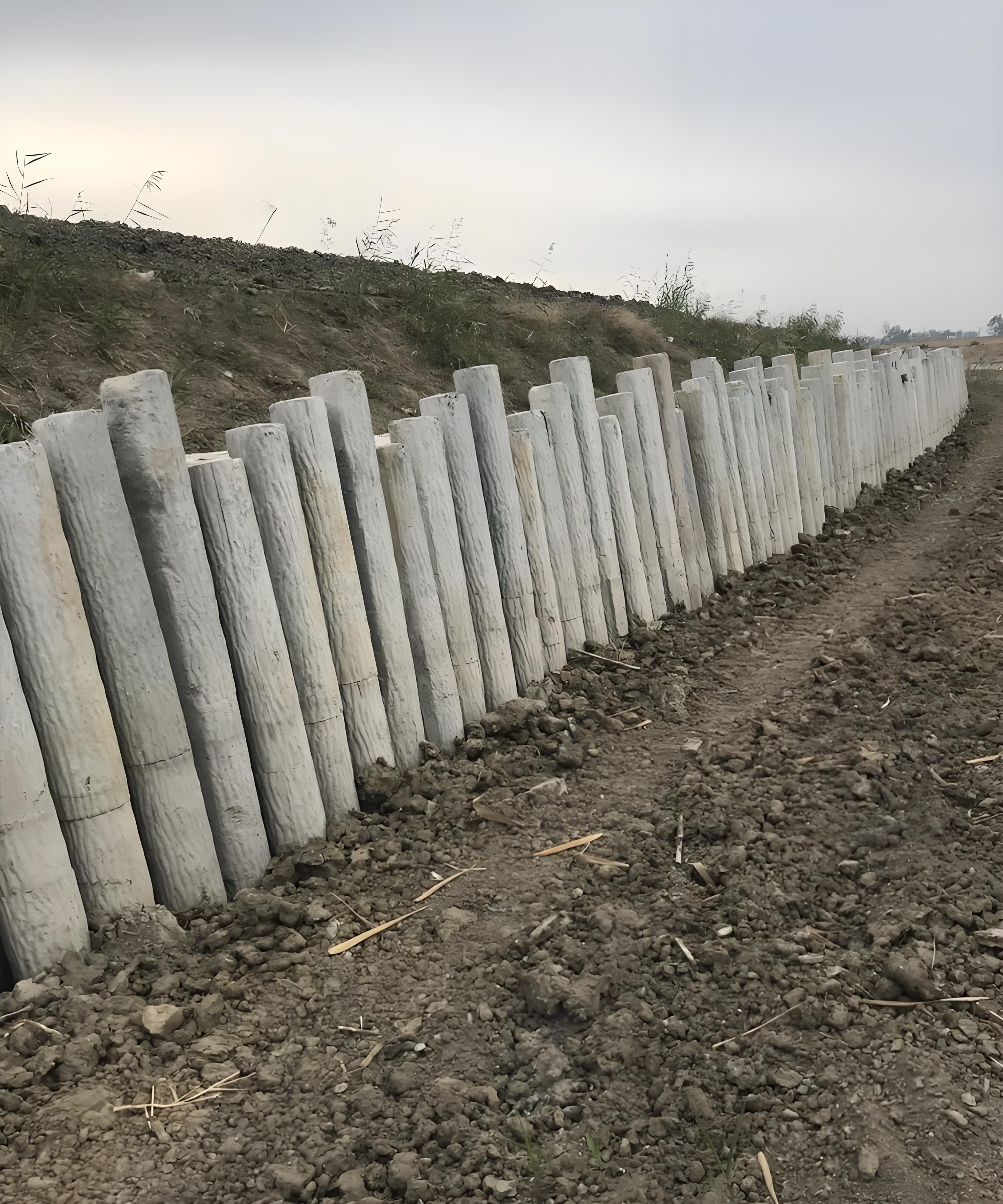 水泥樁批發(fā)廠家泓樺錦嘉-混凝土圓樁施工的配筋要求是什么？