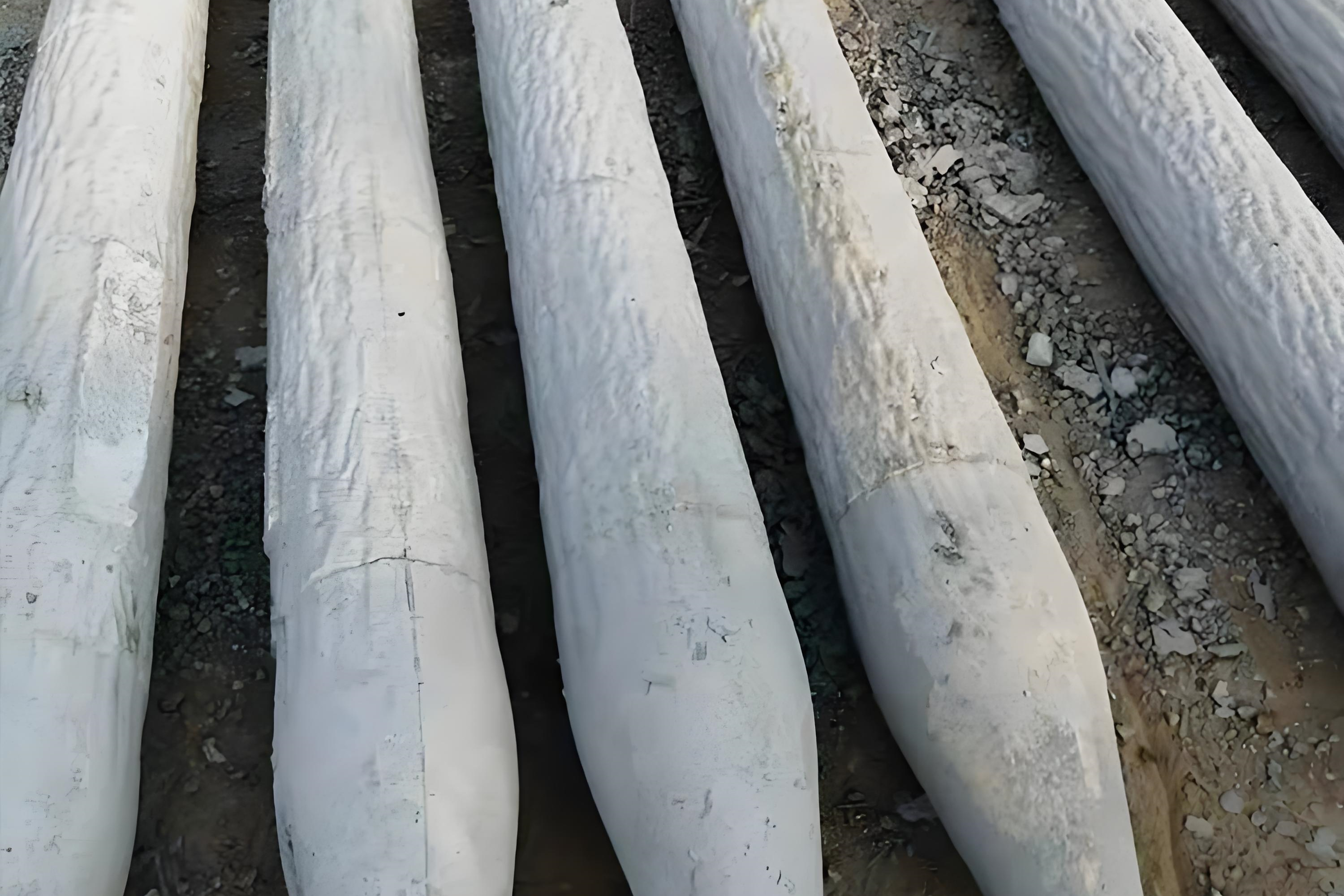 水泥仿木樁施工隊泓樺錦嘉-水泥圓樁相比方樁有哪些施工優(yōu)勢？