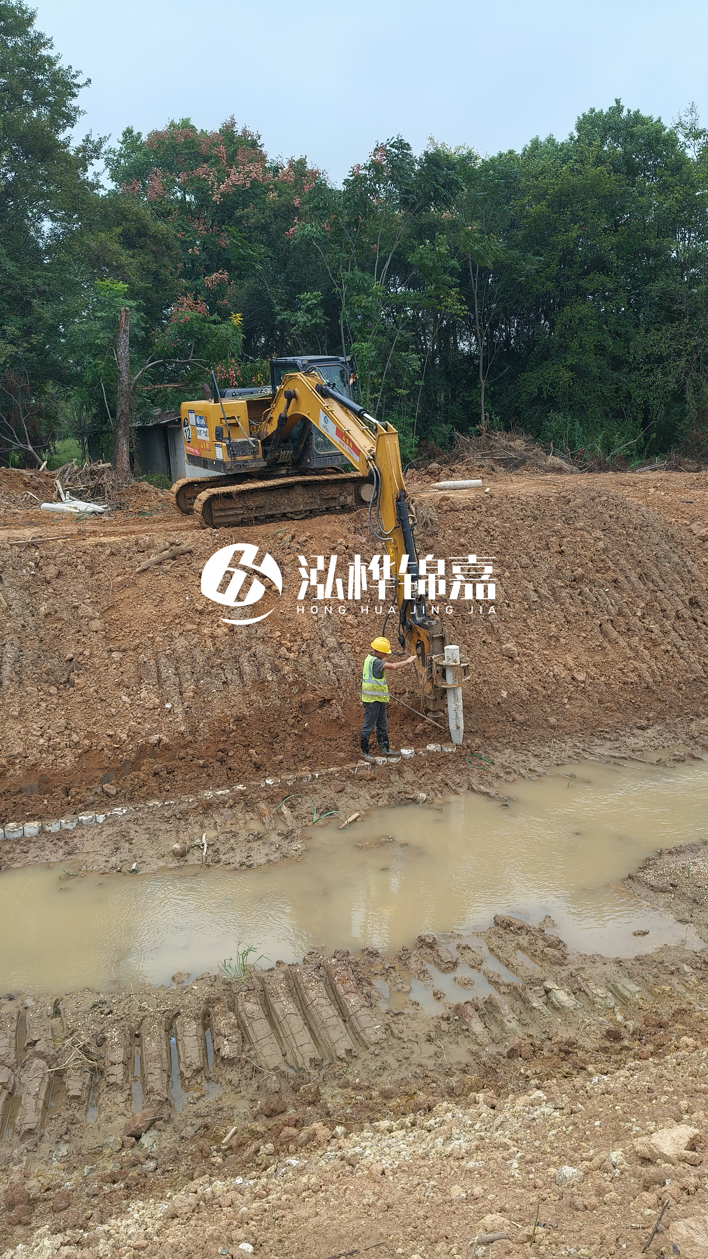 水泥仿木樁施工隊泓樺錦嘉 - 打樁機(jī)可以打多少米的樁？